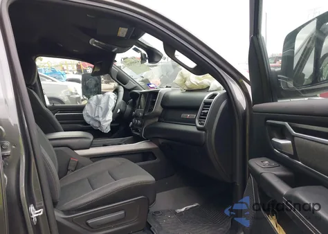 2021 Ram 1500 Lone Star 4X2 6'4 Box z USA, uszkodzony, nr VIN 1C6RREBT7MN821341